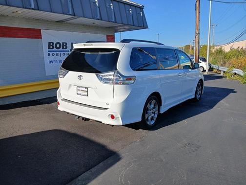2014 Toyota Sienna SE