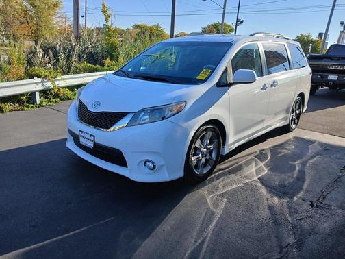 2014 Toyota Sienna SE