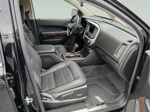 Onyx Black 2019 GMC Canyon Denali