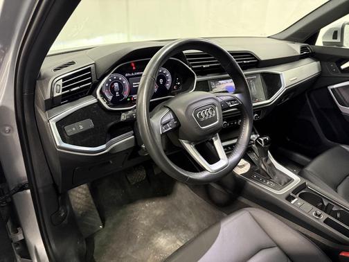 2020 Audi Q3 45 Premium Plus