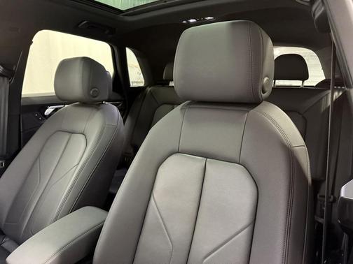 2020 Audi Q3 45 Premium Plus