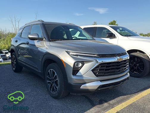 Sterling Gray Metallic 2025 Chevrolet Trailblazer LT