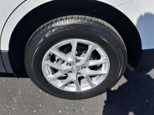 Summit White 2024 Chevrolet Equinox LS