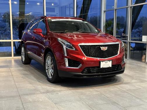 2023 Cadillac XT5 Sport