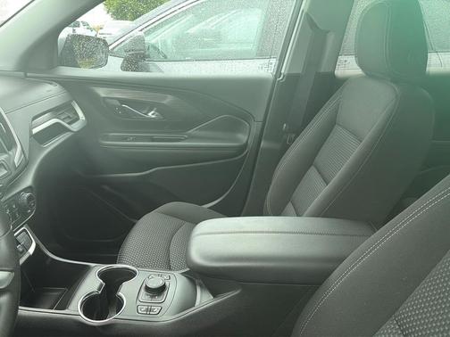 Sterling Metallic 2024 GMC Terrain SLE