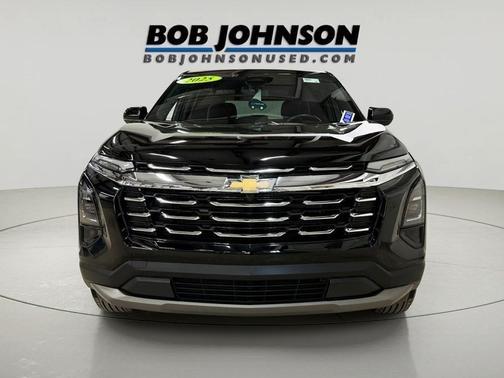 Mosaic Black Metallic 2025 Chevrolet Equinox 1LT