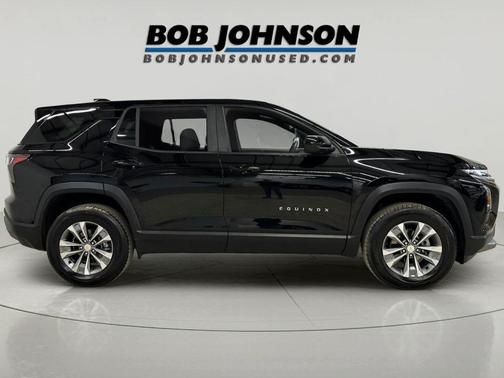 Mosaic Black Metallic 2025 Chevrolet Equinox 1LT