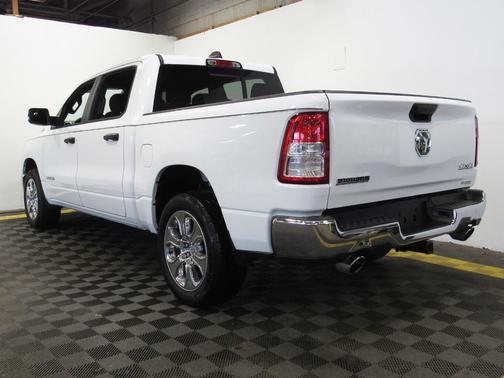 Bright White Clearcoat 2023 RAM 1500 Big Horn/Lone Star