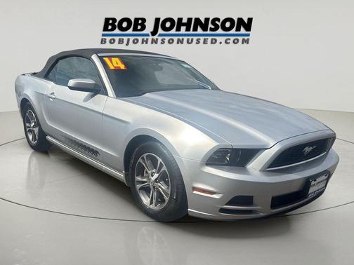 Ingot Silver Metallic 2014 Ford Mustang V6 Premium