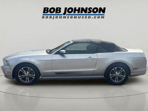 Ingot Silver Metallic 2014 Ford Mustang V6 Premium