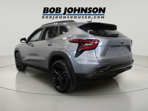 Sterling Gray Metallic 2024 Chevrolet Trax FWD ACTIV