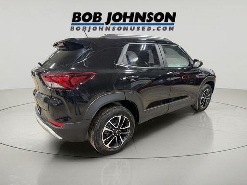 Mosaic Black Metallic 2024 Chevrolet Trailblazer LT