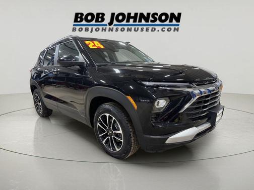 Mosaic Black Metallic 2024 Chevrolet Trailblazer LT
