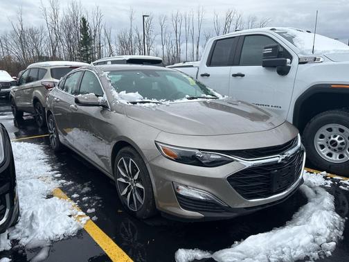 2025 Chevrolet Malibu FWD RS