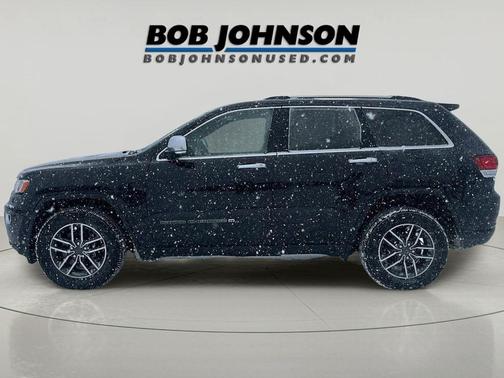 Diamond Black Crystal Pearlcoat 2022 Jeep Grand Cherokee Limited