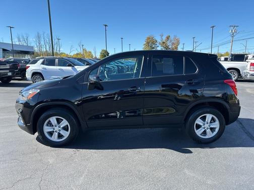 2022 Chevrolet Trax LS