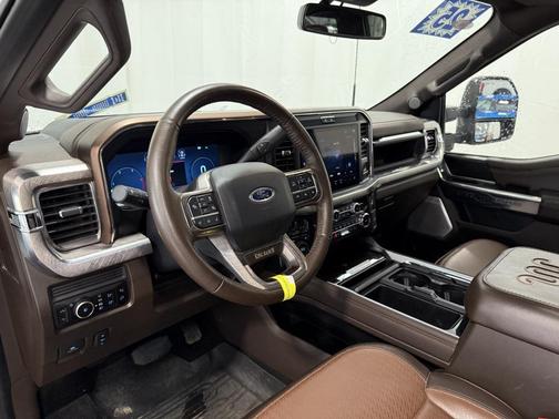 2025 Ford F-350 King Ranch