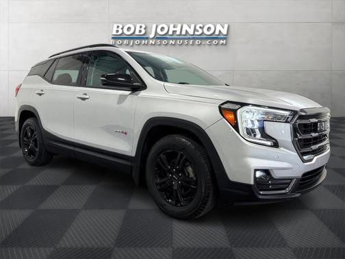 2022 GMC Terrain AWD AT4