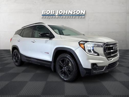 2022 GMC Terrain AWD AT4