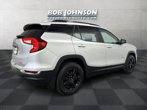 2022 GMC Terrain AWD AT4