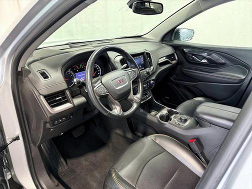 2022 GMC Terrain AWD AT4