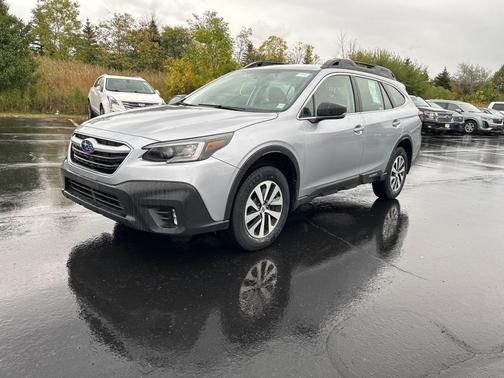 2022 Subaru Outback Base
