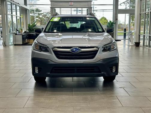 2022 Subaru Outback Base