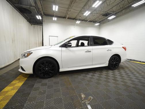 Aspen White 2018 Nissan Sentra SR