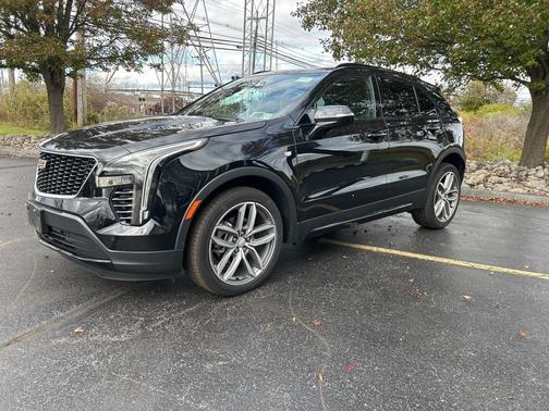 2023 Cadillac XT4 Sport