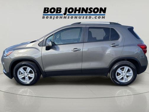 Stone Gray Metallic 2021 Chevrolet Trax LT