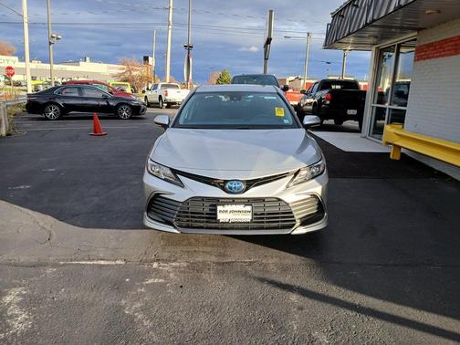 2022 Toyota Camry LE