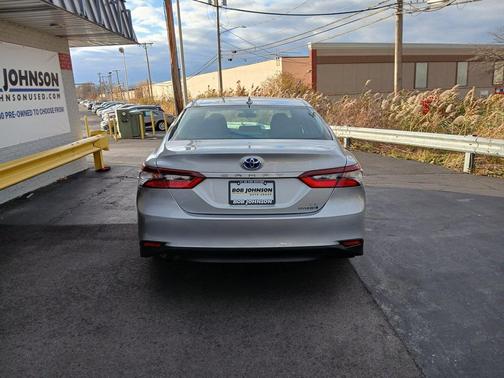 2022 Toyota Camry LE