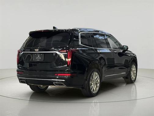 2023 Cadillac XT6 Premium Luxury AWD