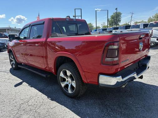 Flame Red Clearcoat 2022 RAM 1500 Laramie
