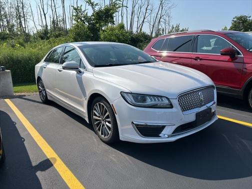 2019 Lincoln MKZ Standard