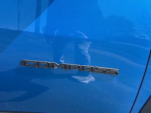 Hydro Blue Pearlcoat 2026 Jeep Compass Limited