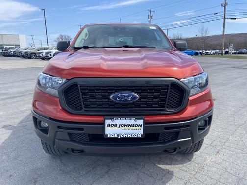 Hot Pepper Red Metallic Tinted Clearcoat 2022 Ford Ranger XL