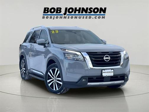 2023 Nissan Pathfinder Platinum 4WD