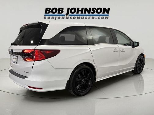 Platinum White Pearl 2024 Honda Odyssey Sport