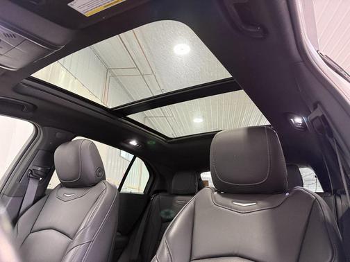 2021 Cadillac XT4 Premium Luxury