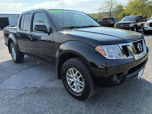 Magnetic Black Pearl 2019 Nissan Frontier SV