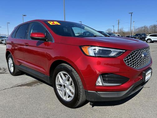 Rapid Red Metallic Tinted Clearcoat 2024 Ford Edge SEL