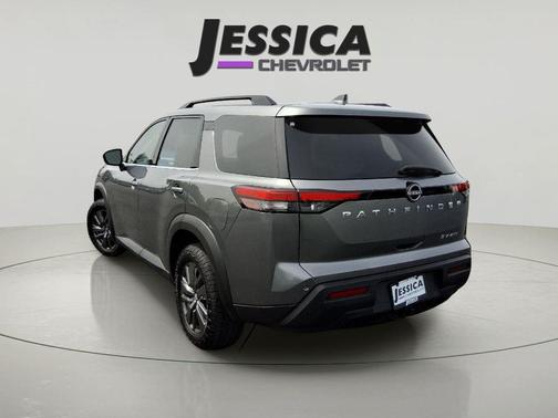 Gun Metallic 2022 Nissan Pathfinder SV 4WD