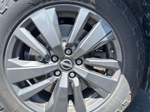 Gun Metallic 2022 Nissan Pathfinder SV 4WD