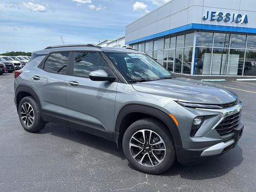 Sterling Gray Metallic 2024 Chevrolet Trailblazer LT