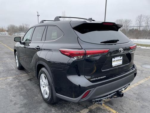 2021 Toyota Highlander LE
