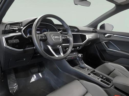 2022 Audi Q3 45 S line Premium Plus