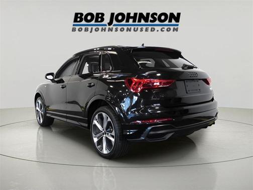2022 Audi Q3 45 S line Premium Plus