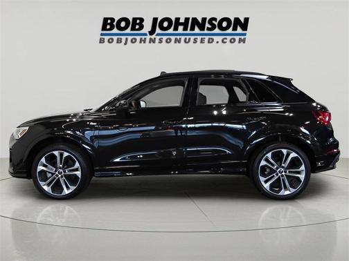 2022 Audi Q3 45 S line Premium Plus