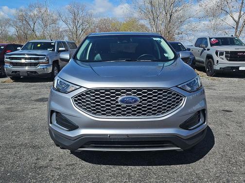 Iconic Silver 2023 Ford Edge SEL